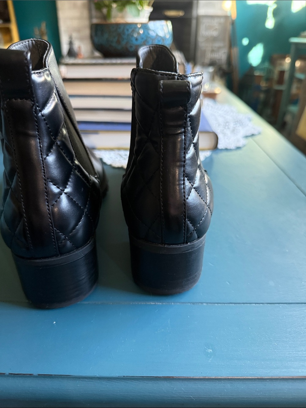 Adrienne Vittadini Black Quilted Leather Chelsea Ankle Boots - Picture 3 of 6